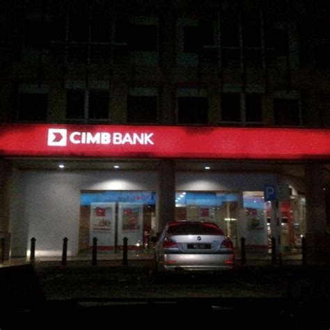 CIMB Bank Branch in Bandar Baru Ampang .